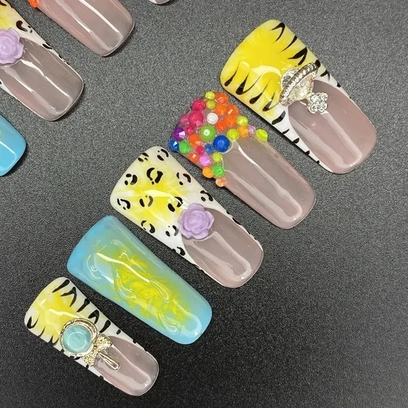 Handmade Ducktail press on nails. New in the box 10 piece - Picture 2 of 16